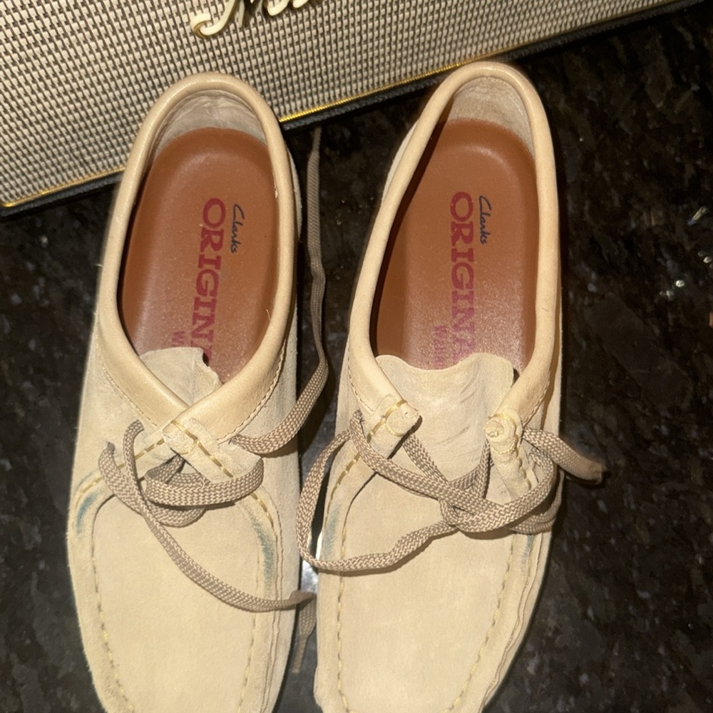 Clark Shoes Womens Size 6M Original Wallabee 35395 Sand Suede Boot worn ONCE!! - Picture 3 of 7